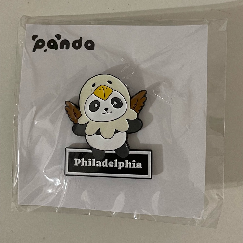 Panda Philadelphia Pin